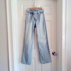 70s inspired Gap Wide Leg High Waist Belted Trouser Jean Size 26 / 2